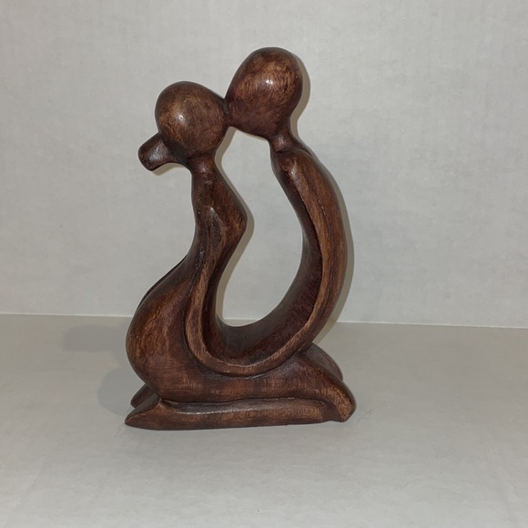 Hand Carved Abstract Wooden Kissing Couple Art Shelf Decor - Picture 6 of 9